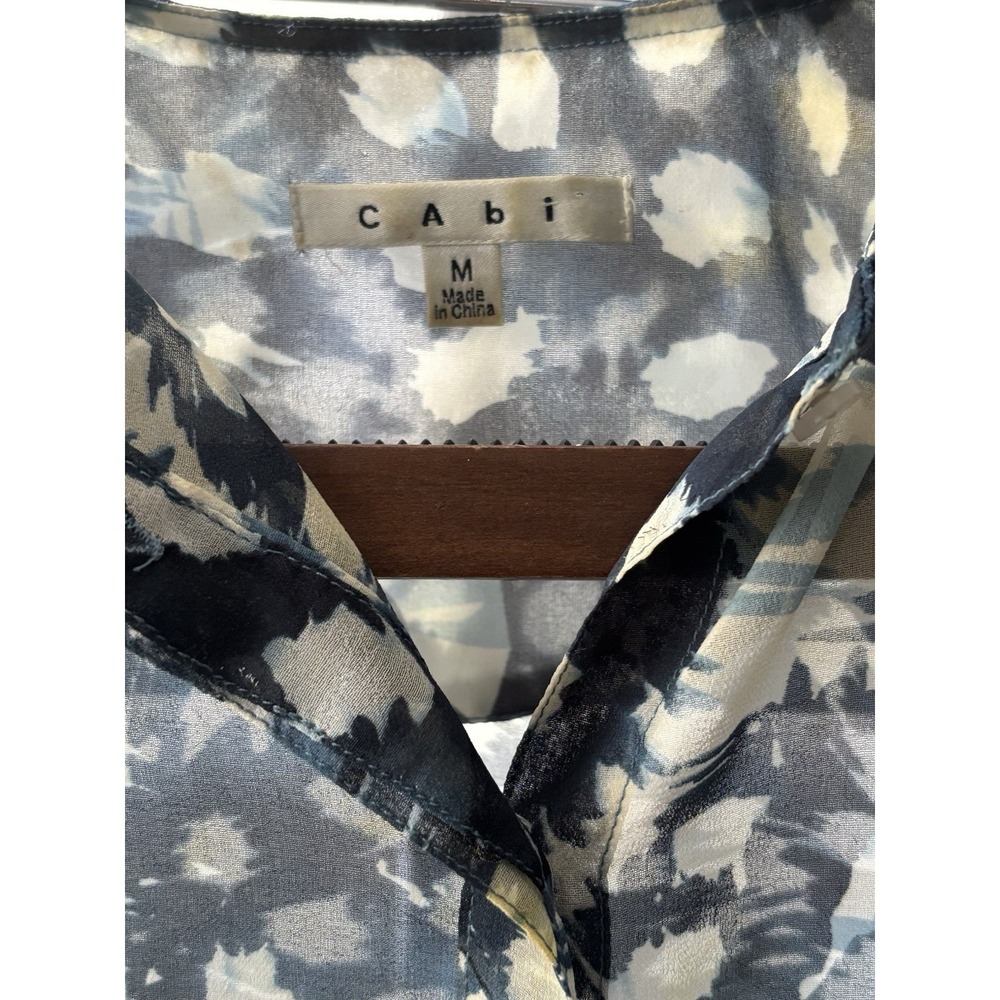 CAbi M Avery Sleeveless Tunic Blouse Blue Chiffon Button Up Side‎ Slit Spring - Picture 4 of 9